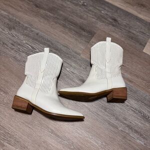 MI.IM Western White Boots